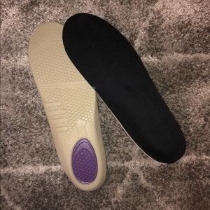 unused women’s memory foam heel